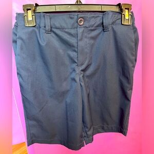 Like New- Under Armour - Boys Adjustable Waist Shorts - Navy size 12/22/31